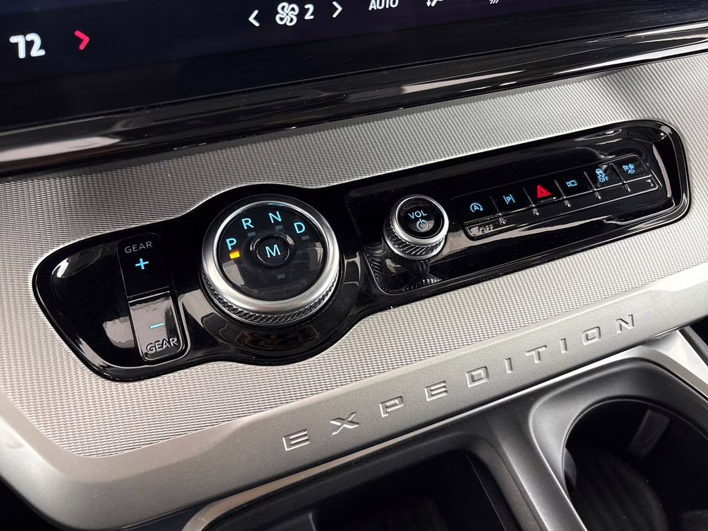 2025 Blue Metallic Ford Expedition Max Active RWD SUV