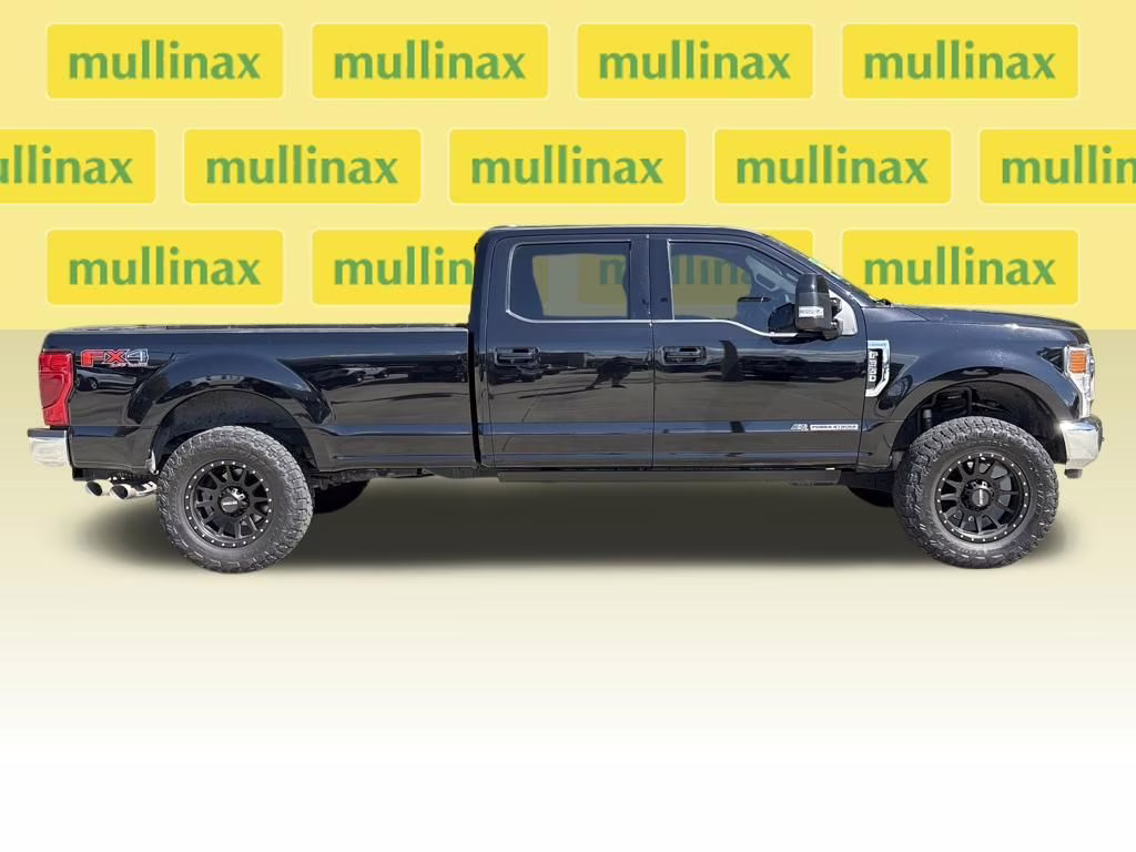 2021 Black Metallic Ford Super Duty F-350 SRW Lariat 4X4 Truck