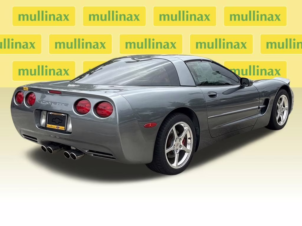 2003 Medium Spiral Gray Metallic Chevrolet Corvette Base RWD Coupe