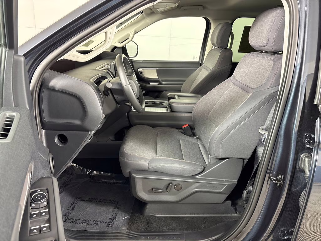 2025 Blue Metallic Ford Expedition Max Active RWD SUV