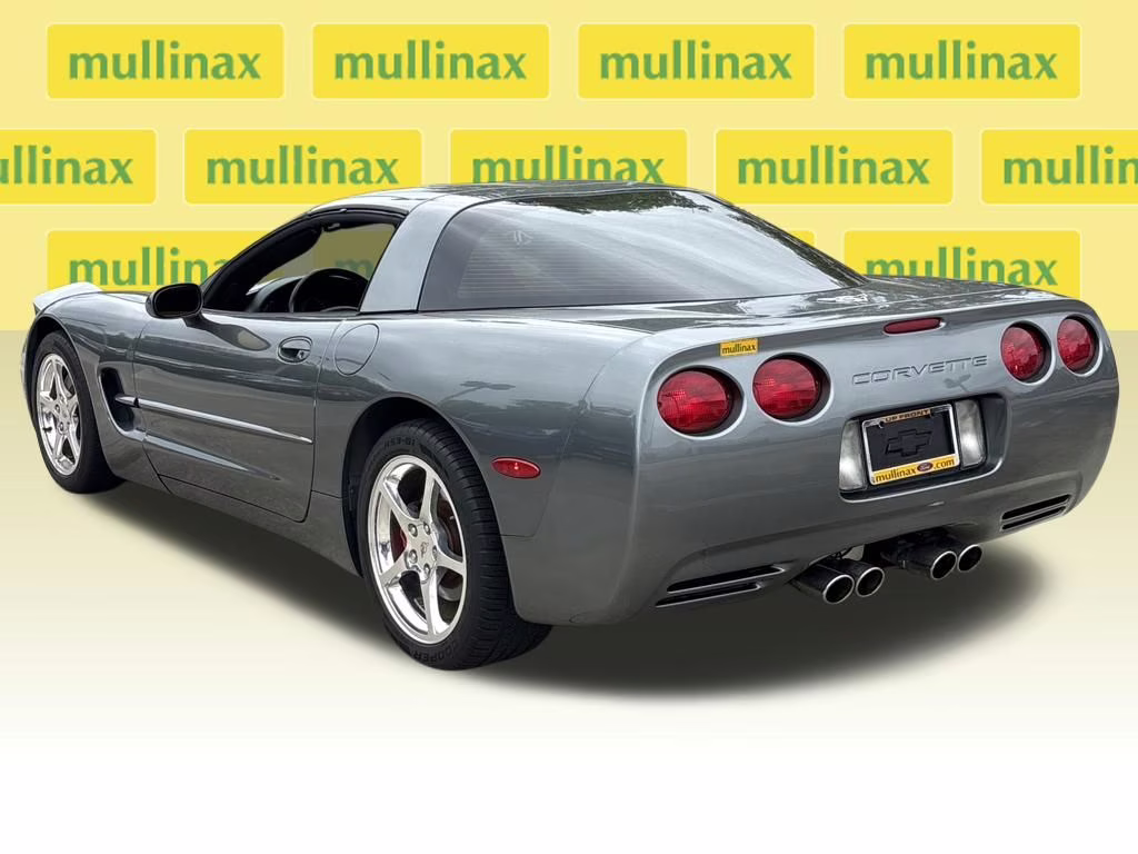 2003 Medium Spiral Gray Metallic Chevrolet Corvette Base RWD Coupe