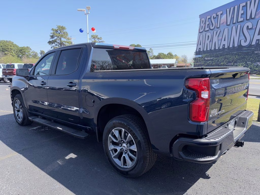 2022 Northsky Blue Metallic Chevrolet Silverado RST 4X4 Truck