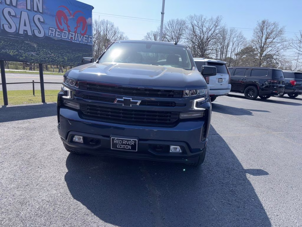 2022 Northsky Blue Metallic Chevrolet Silverado RST 4X4 Truck