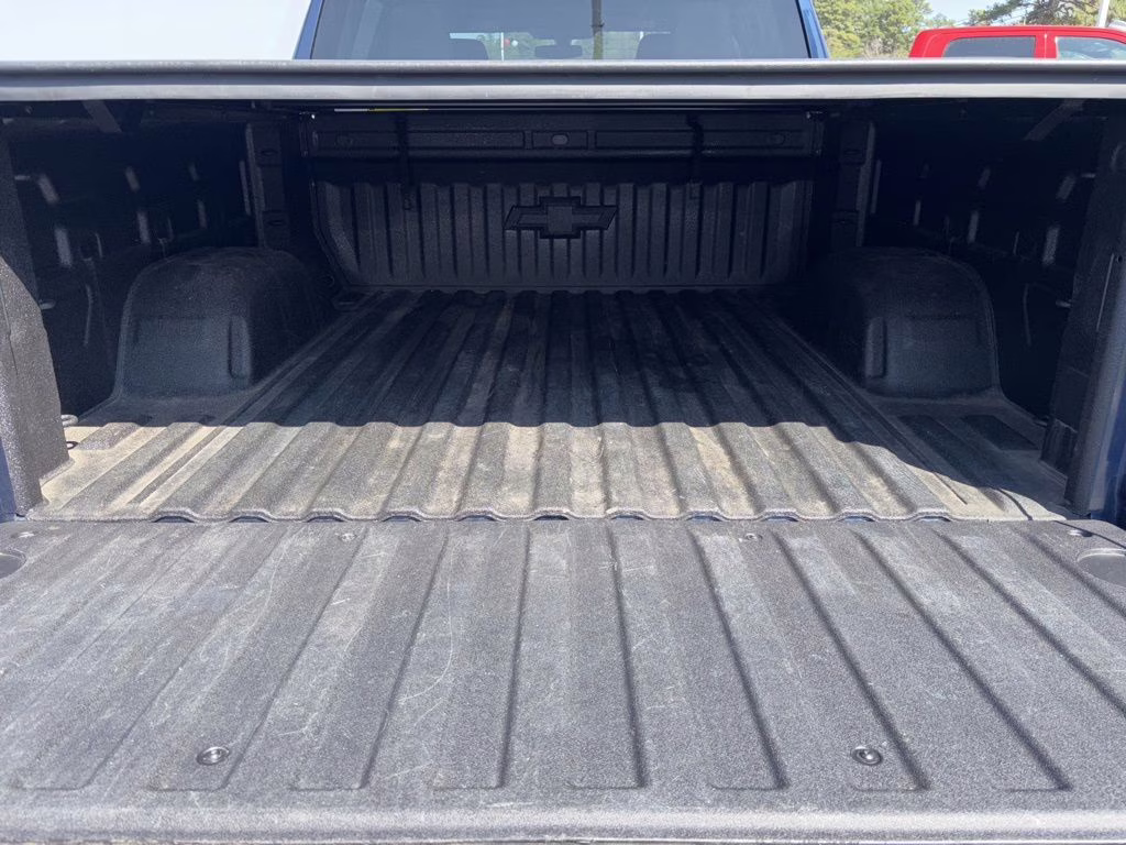 2022 Northsky Blue Metallic Chevrolet Silverado RST 4X4 Truck