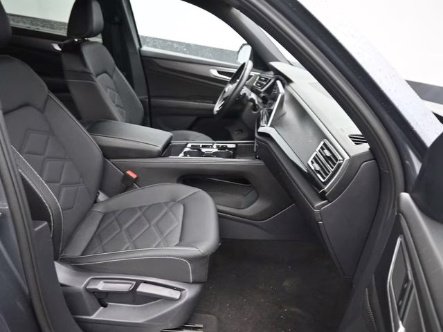 2025 Gray Volkswagen Atlas Cross Sport 2.0T SE w/Technology AWD SUV