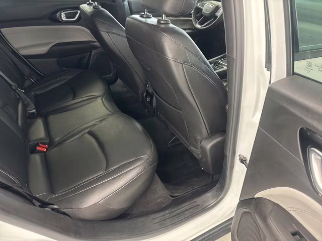 2025 Bright White Clearcoat Jeep Compass Limited 4X4 SUV