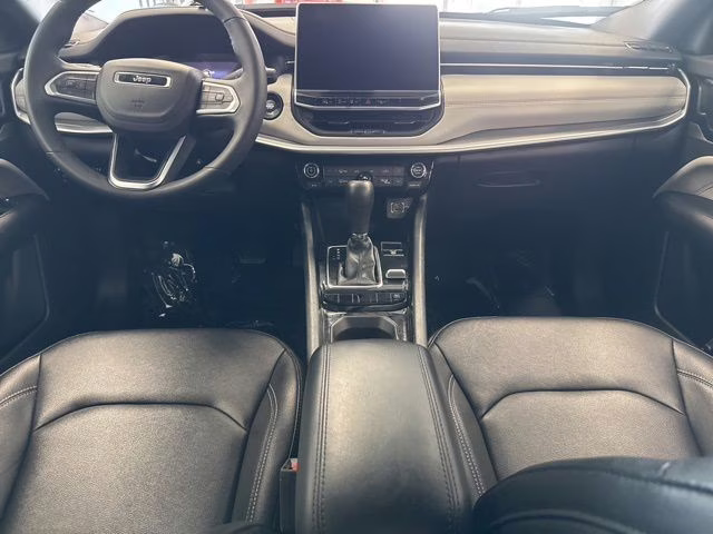 2025 Bright White Clearcoat Jeep Compass Limited 4X4 SUV