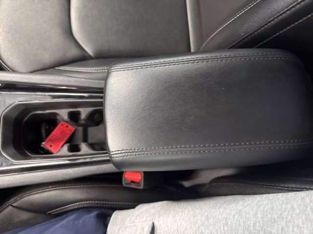 2025 Bright White Clearcoat Jeep Compass Limited 4X4 SUV