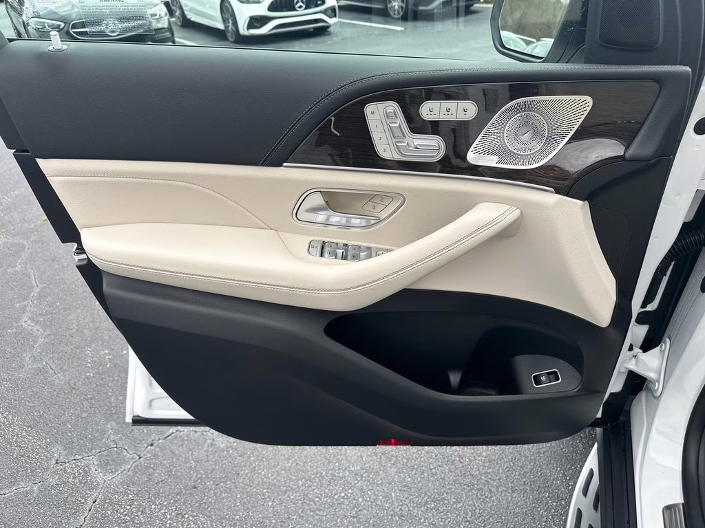 2026 135/885white Mercedes-Benz GLE GLE 450 AWD SUV