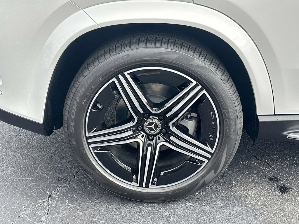 2026 135/885white Mercedes-Benz GLE GLE 450 AWD SUV