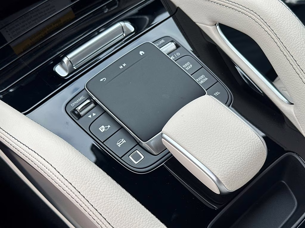 2026 135/885white Mercedes-Benz GLE GLE 450 AWD SUV