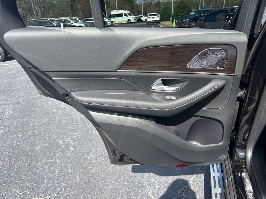 2026 Obsidian Black Metallic Mercedes-Benz GLE GLE 450 AWD SUV