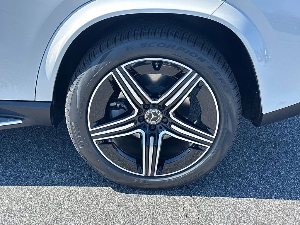 2026 Moonlight Mercedes-Benz GLE GLE 450 AWD SUV