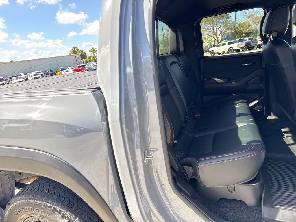 2023 Boulder Gray Pearl Nissan Frontier PRO-4X 4X4 Truck