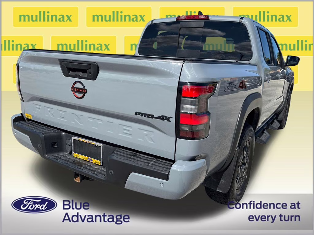 2023 Boulder Gray Pearl Nissan Frontier PRO-4X 4X4 Truck