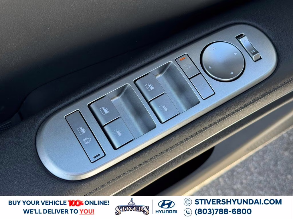 2026 Creamy White Pearl Hyundai Palisade SE FWD SUV