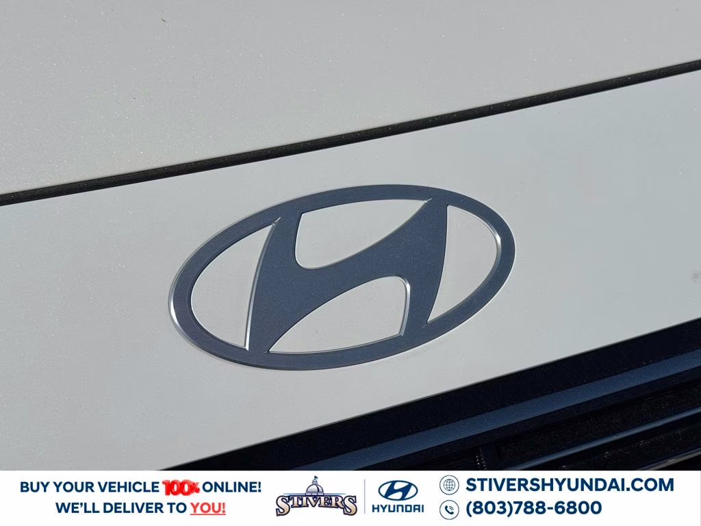 2026 Creamy White Pearl Hyundai Palisade SE FWD SUV