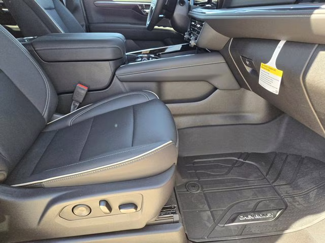 2025 Radiant Red Tintcoat Chevrolet Suburban Premier 4X4 SUV