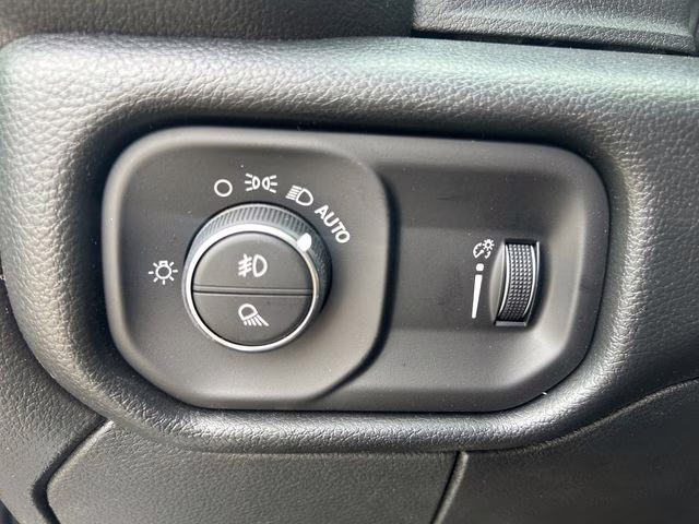 2026 Silver Zynith Ram 2500 Tradesman 4X4 Truck