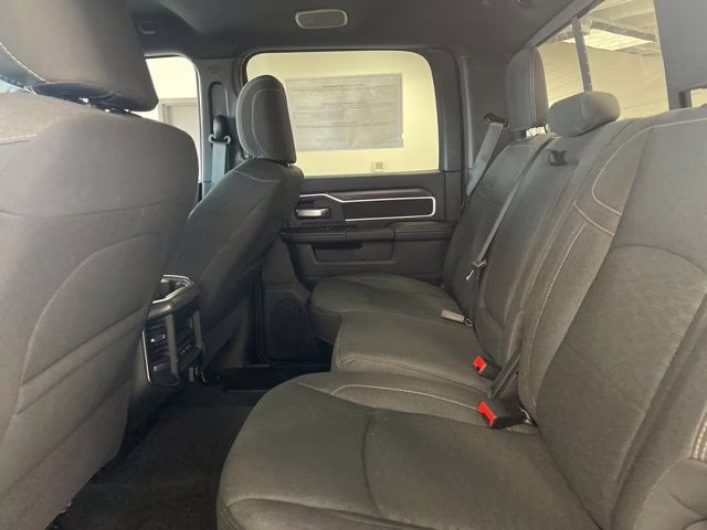 2026 Diamond Black Crystal Pearlcoat Ram 2500 Big Horn 4X4 Truck