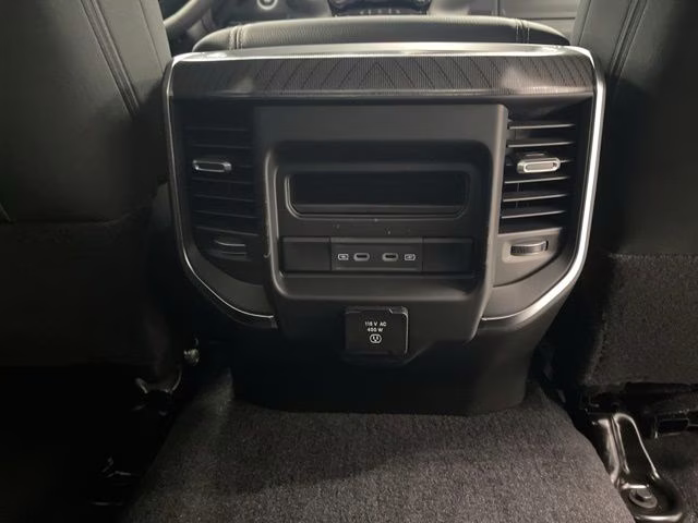 2026 Diamond Black Crystal Pearlcoat Ram 2500 Big Horn 4X4 Truck