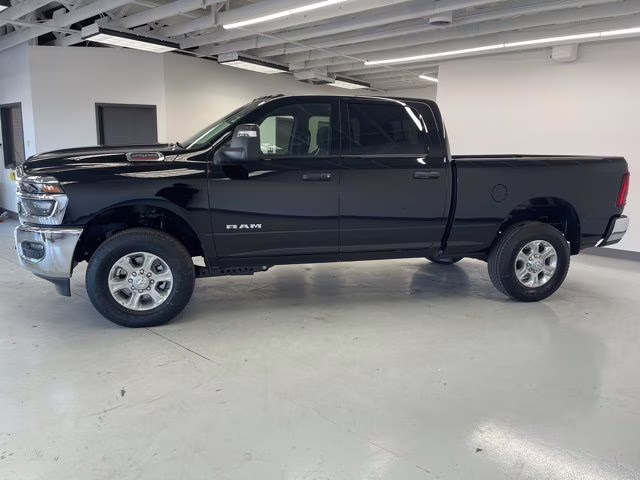 2026 Diamond Black Crystal Pearlcoat Ram 2500 Big Horn 4X4 Truck