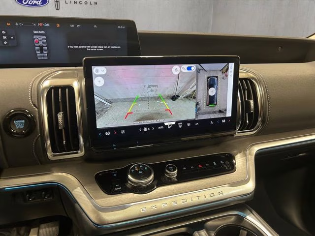 2026 Star White Metallic Tri-Coat Ford Expedition Max Platinum 4X4 SUV