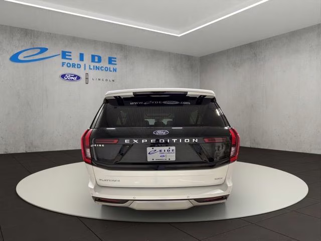 2026 Star White Metallic Tri-Coat Ford Expedition Max Platinum 4X4 SUV