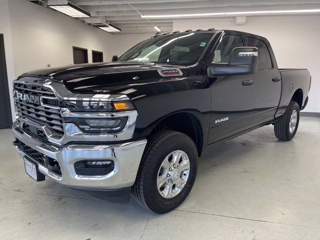 2026 Diamond Black Crystal Pearlcoat Ram 2500 Big Horn 4X4 Truck