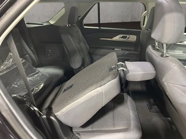 2026 Agate Black Metallic Ford Explorer Active 4X4 SUV