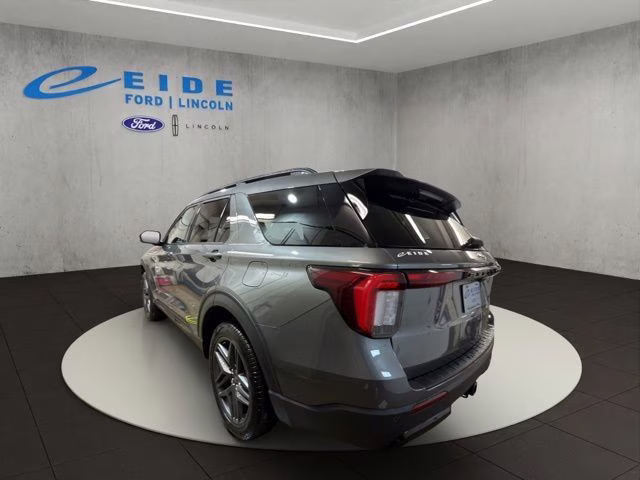 2026 Carbonized Gray Metallic Ford Explorer ST-Line 4X4 SUV