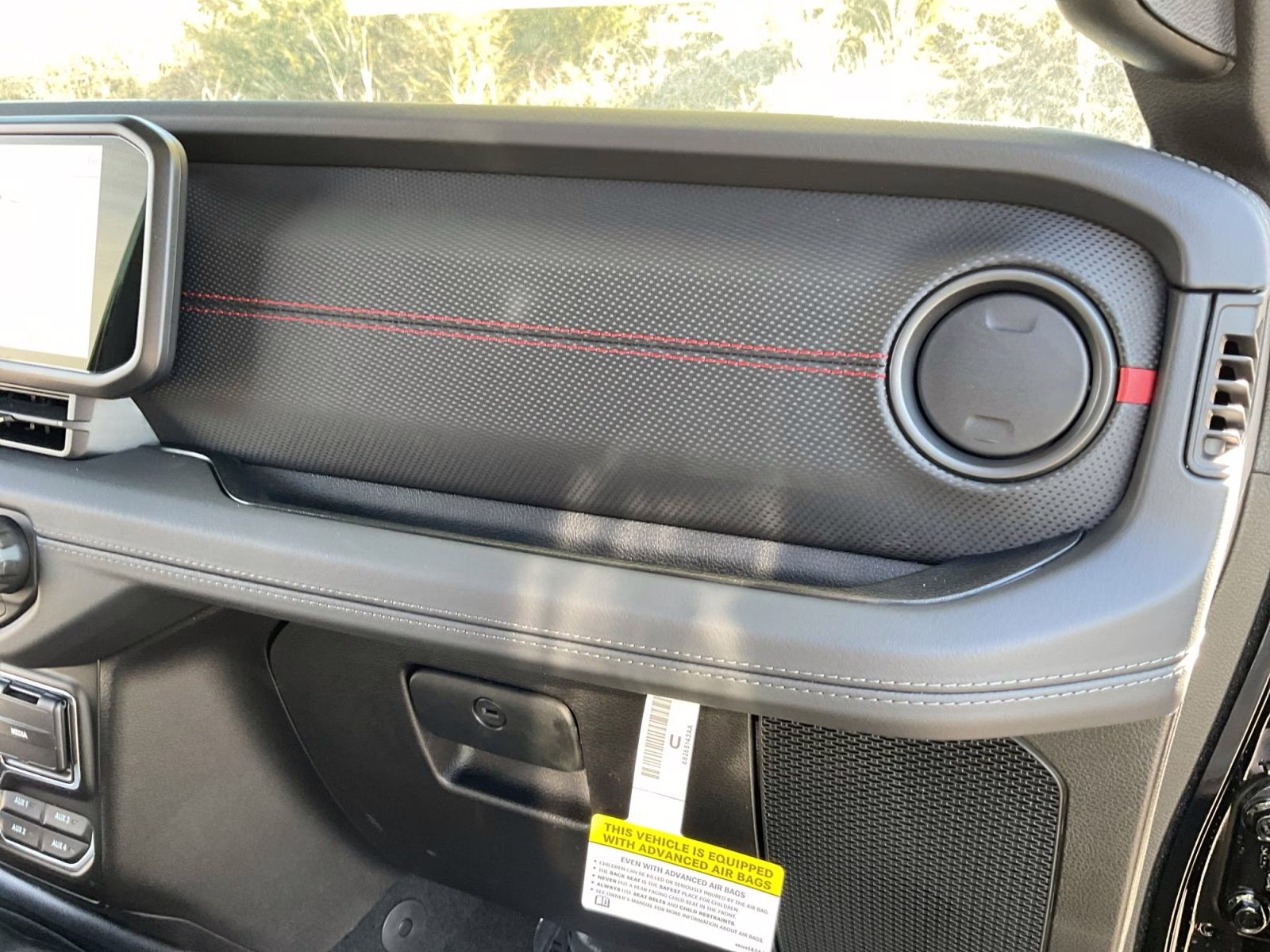 2026 Black Clearcoat Jeep Gladiator Rubicon 4X4 Truck