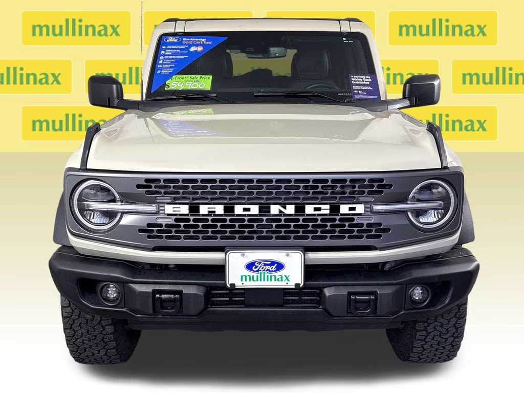 2025 Desert Sand Ford Bronco Badlands 4X4 SUV