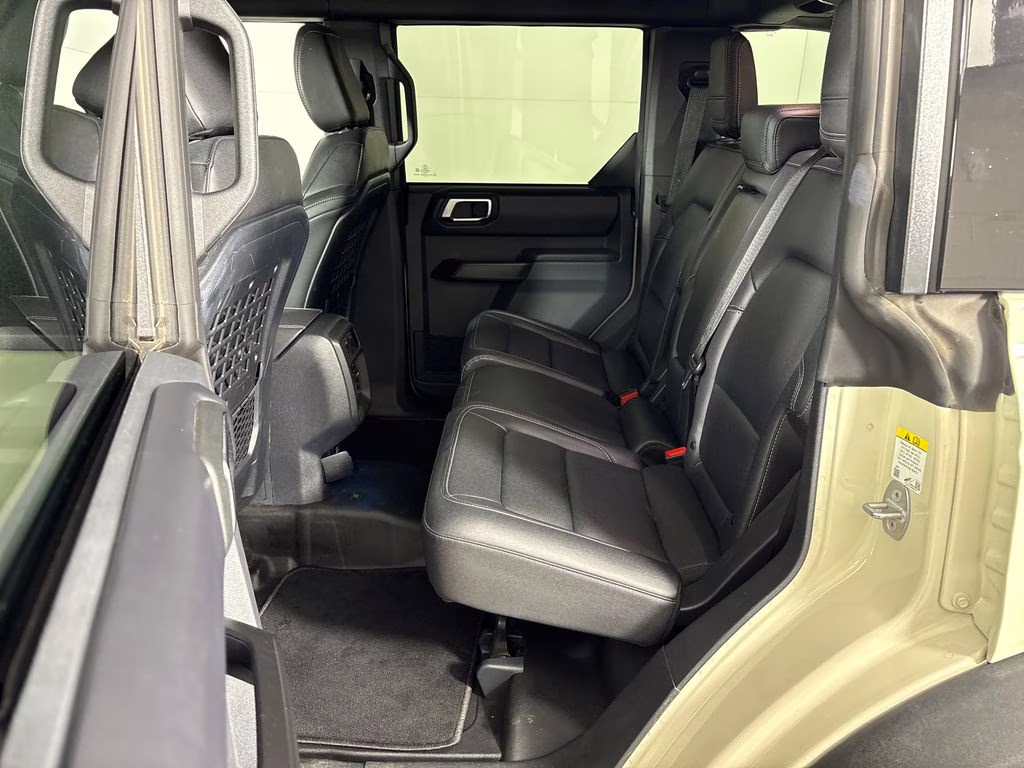 2025 Desert Sand Ford Bronco Badlands 4X4 SUV