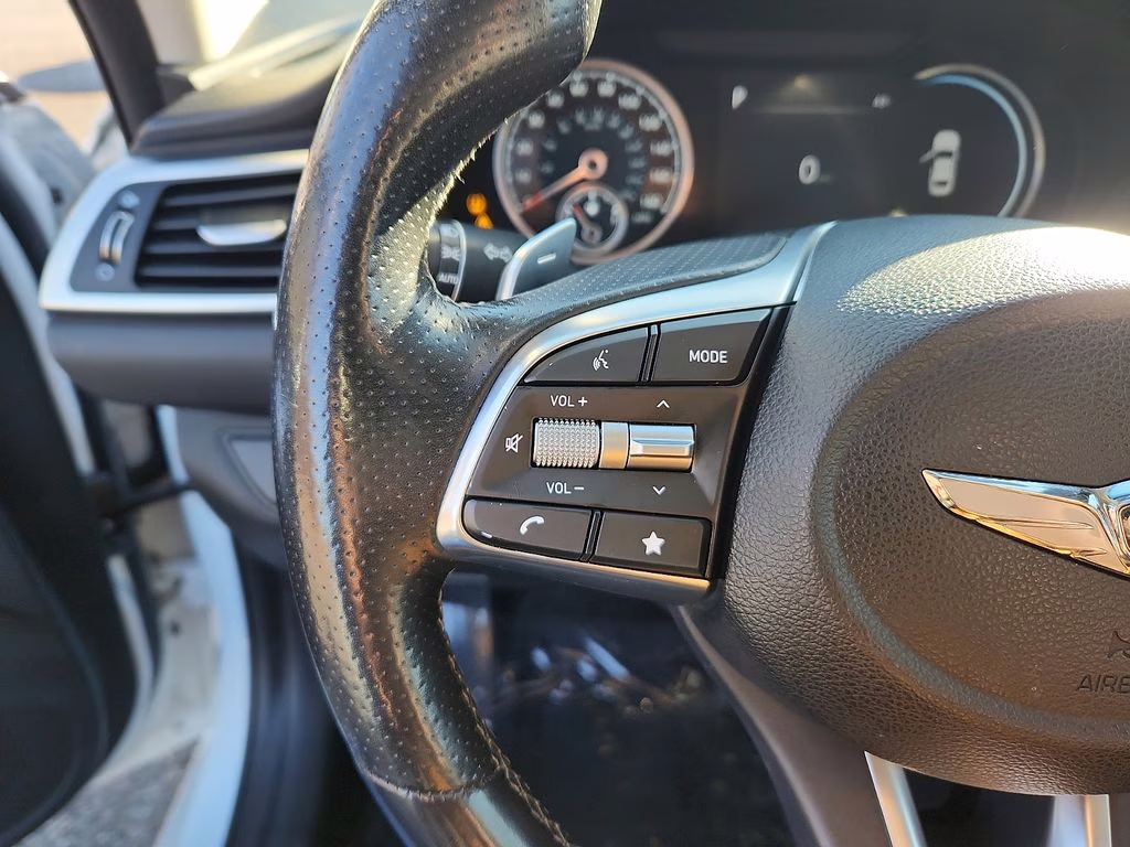 2022 Uyuni White Genesis G70 3.3T AWD Sedan
