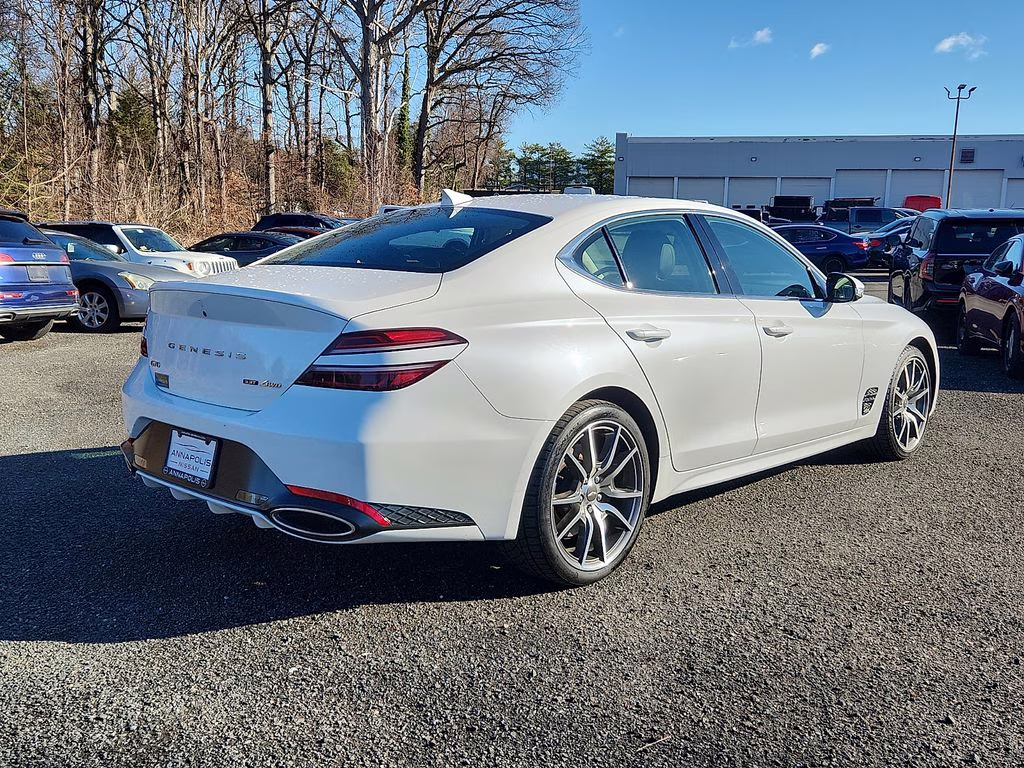 2022 Uyuni White Genesis G70 3.3T AWD Sedan