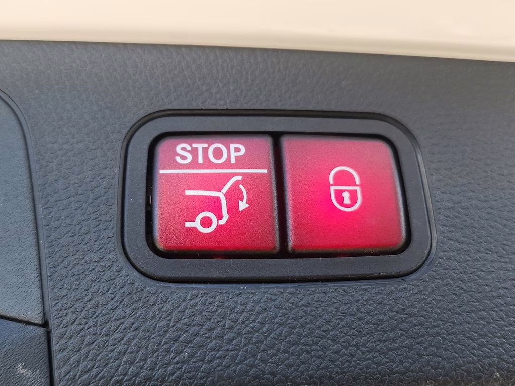 2021 Polar White Mercedes-Benz GLC GLC 300 AWD SUV