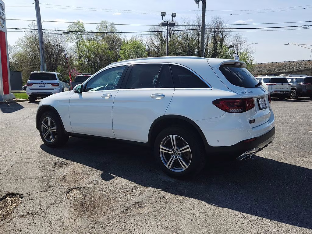 2021 Polar White Mercedes-Benz GLC GLC 300 AWD SUV