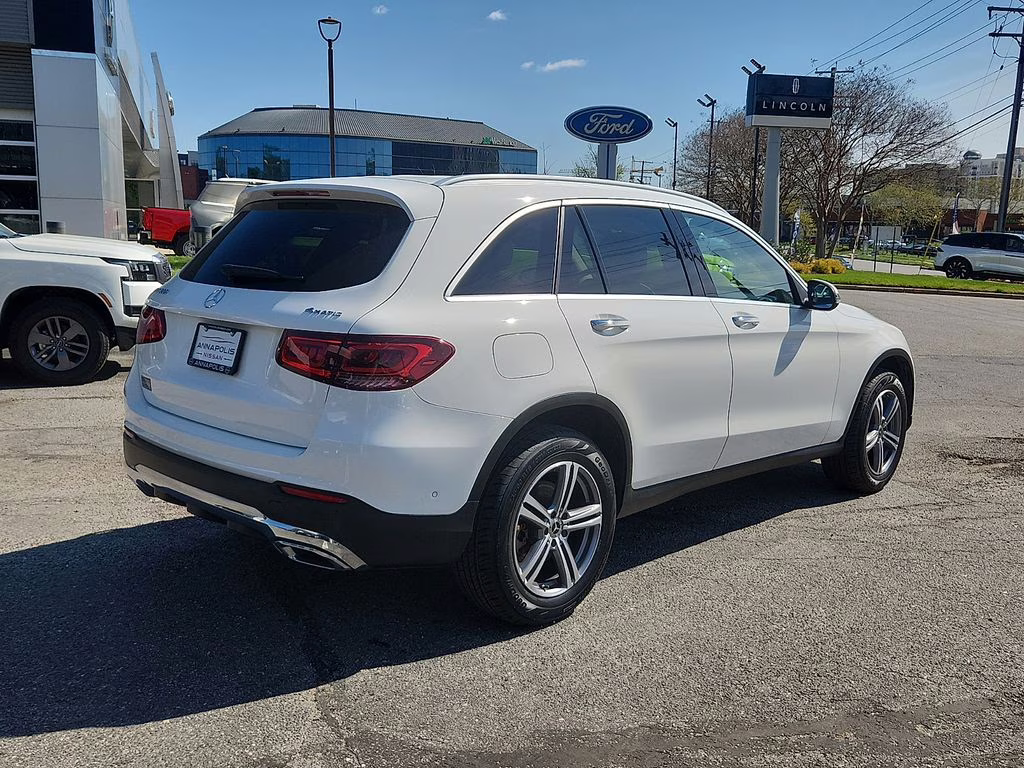 2021 Polar White Mercedes-Benz GLC GLC 300 AWD SUV