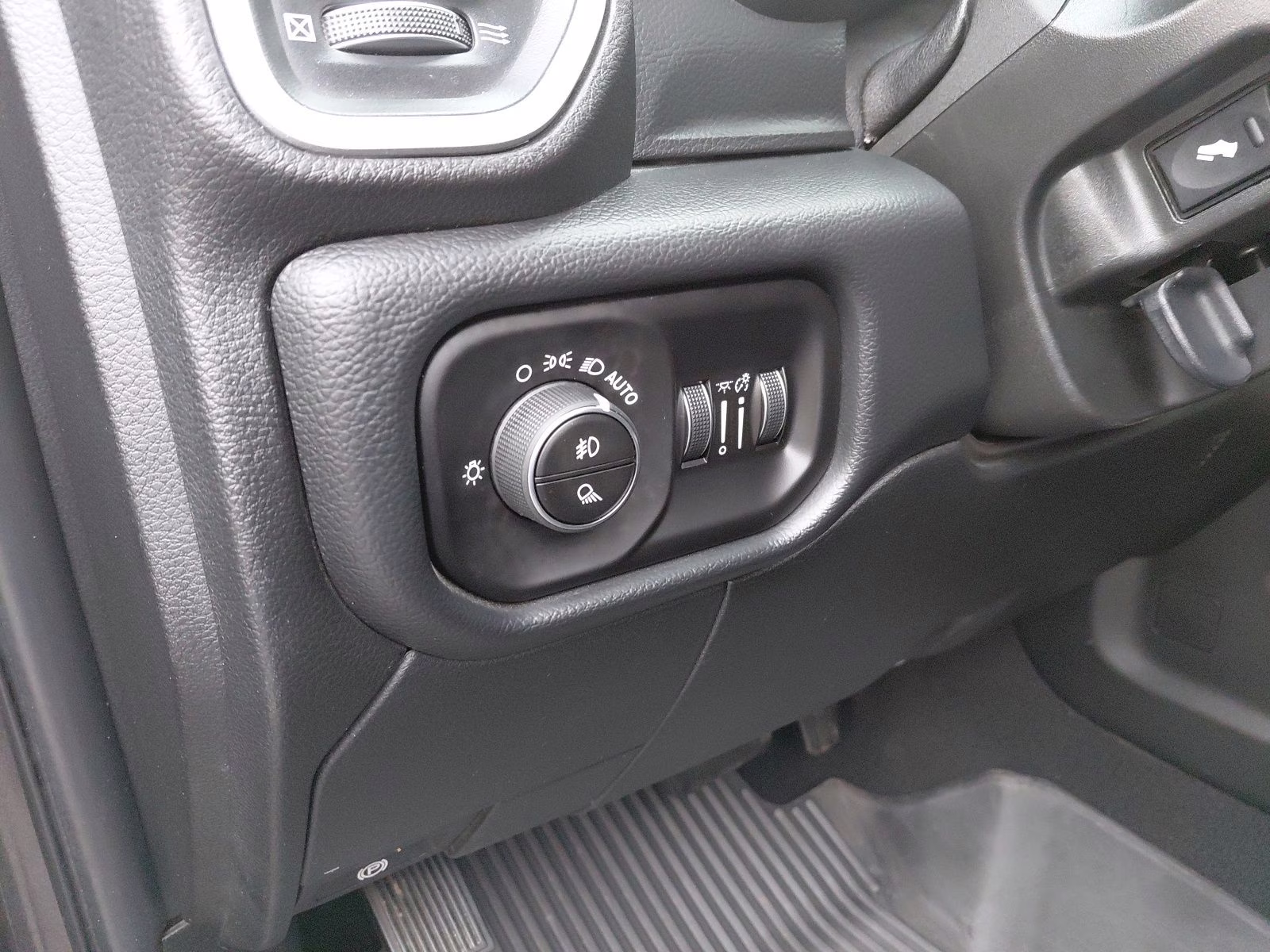 2020 Granite Crystal Metallic Clearcoat Ram 2500 Big Horn 4X4 Truck