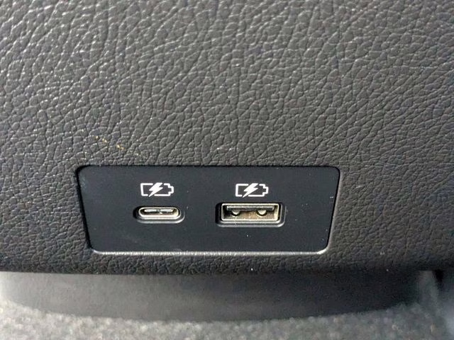 2024 Sunshine Orange Metallic Mitsubishi Outlander Sport 2.0 LE 4X4 SUV