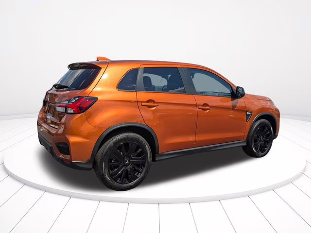 2024 Sunshine Orange Metallic Mitsubishi Outlander Sport 2.0 LE 4X4 SUV