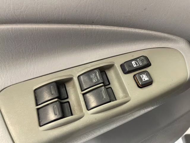 2008 Super White Toyota Tacoma PreRunner RWD Truck