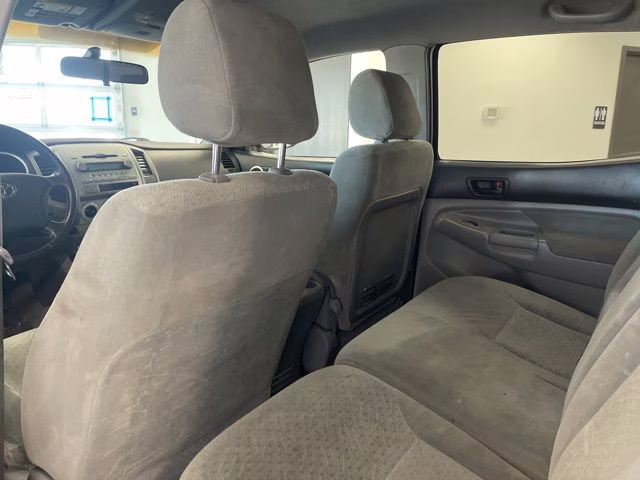 2008 Super White Toyota Tacoma PreRunner RWD Truck