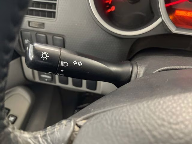 2008 Super White Toyota Tacoma PreRunner RWD Truck