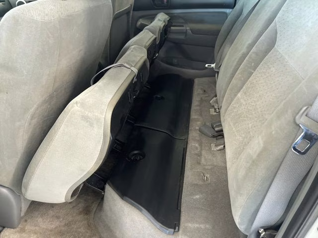 2008 Super White Toyota Tacoma PreRunner RWD Truck