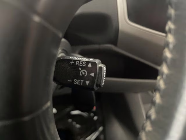 2008 Super White Toyota Tacoma PreRunner RWD Truck