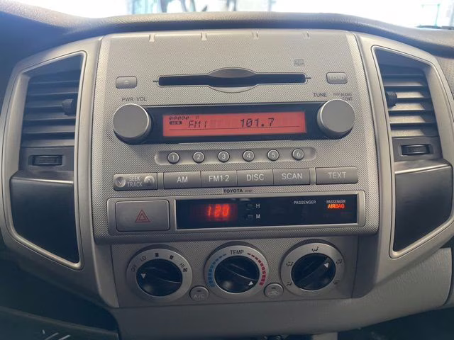 2008 Super White Toyota Tacoma PreRunner RWD Truck