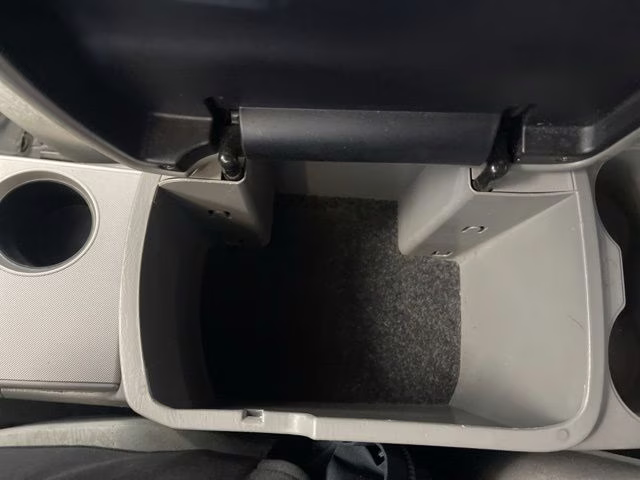 2008 Super White Toyota Tacoma PreRunner RWD Truck