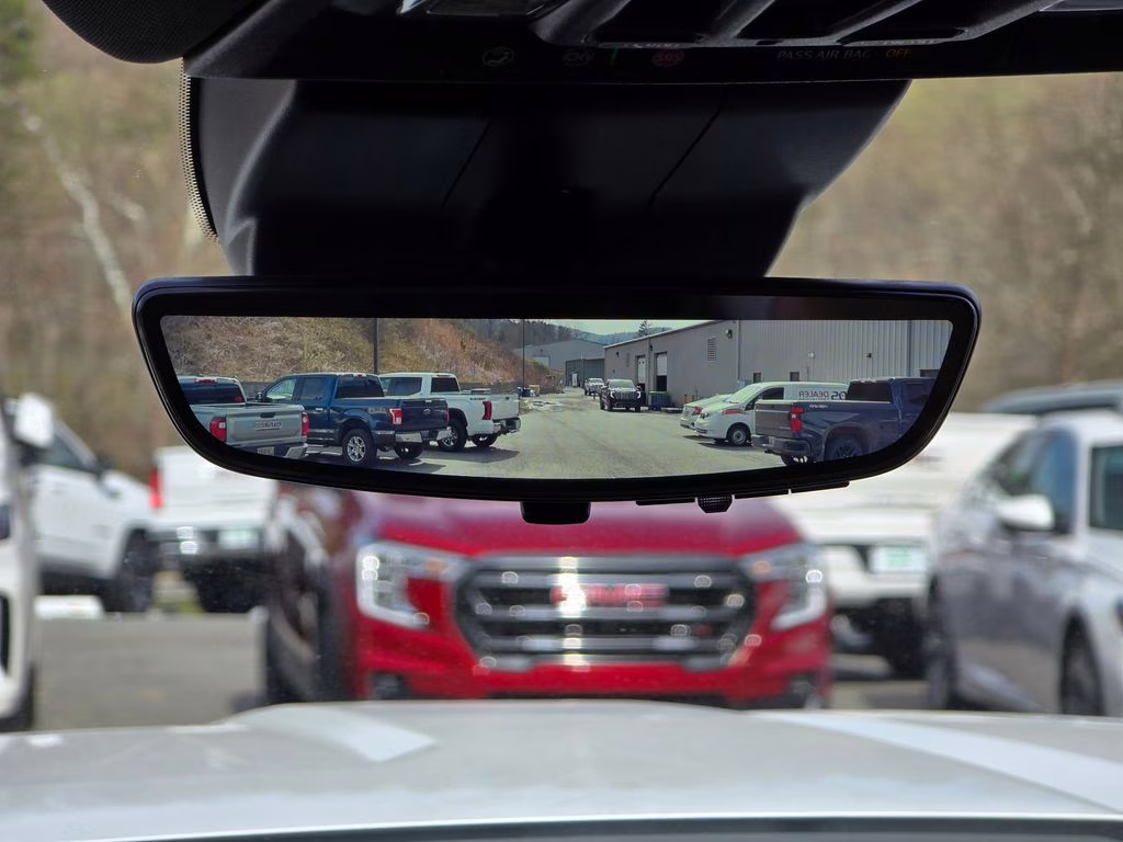 2026 Summit White GMC Sierra 2500HD AT4 4X4 Truck